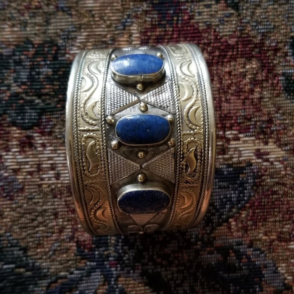 Lapis lazuli gemstone ornate brass & nickel silver? cuff bracelet, vintage India